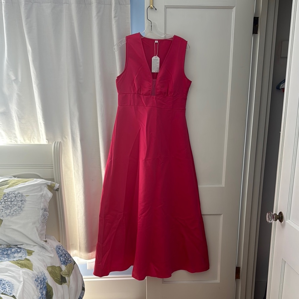 Elegant Sleeveless Red Dress